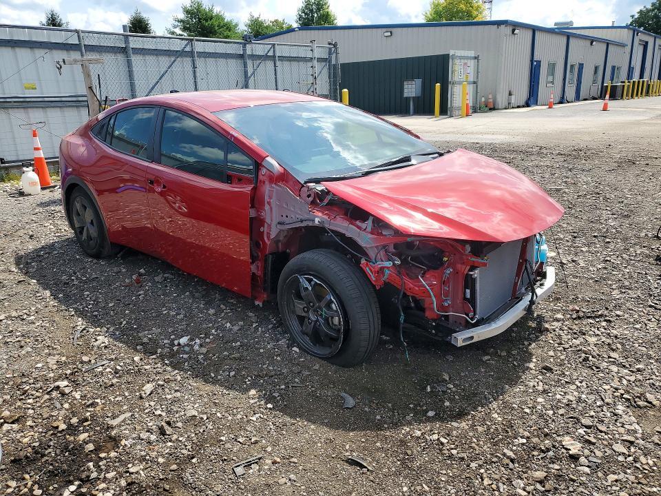 2026 Toyota Prius le