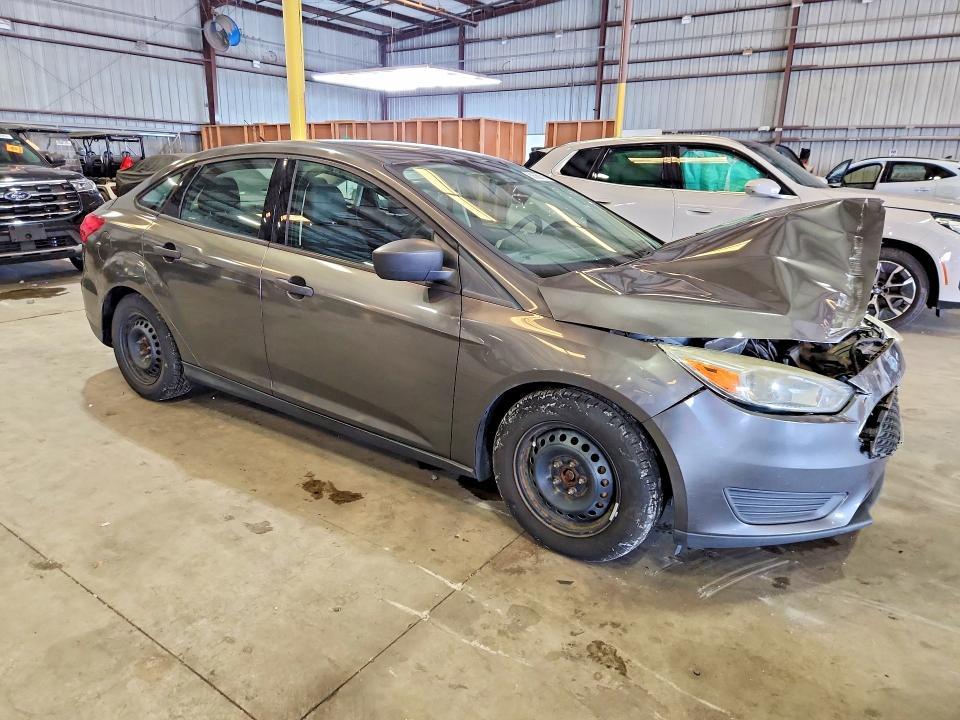 2015 Ford Focus s