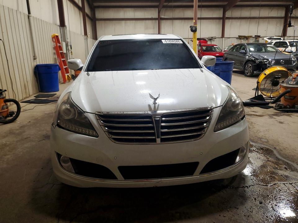2014 Hyundai Equus Signature