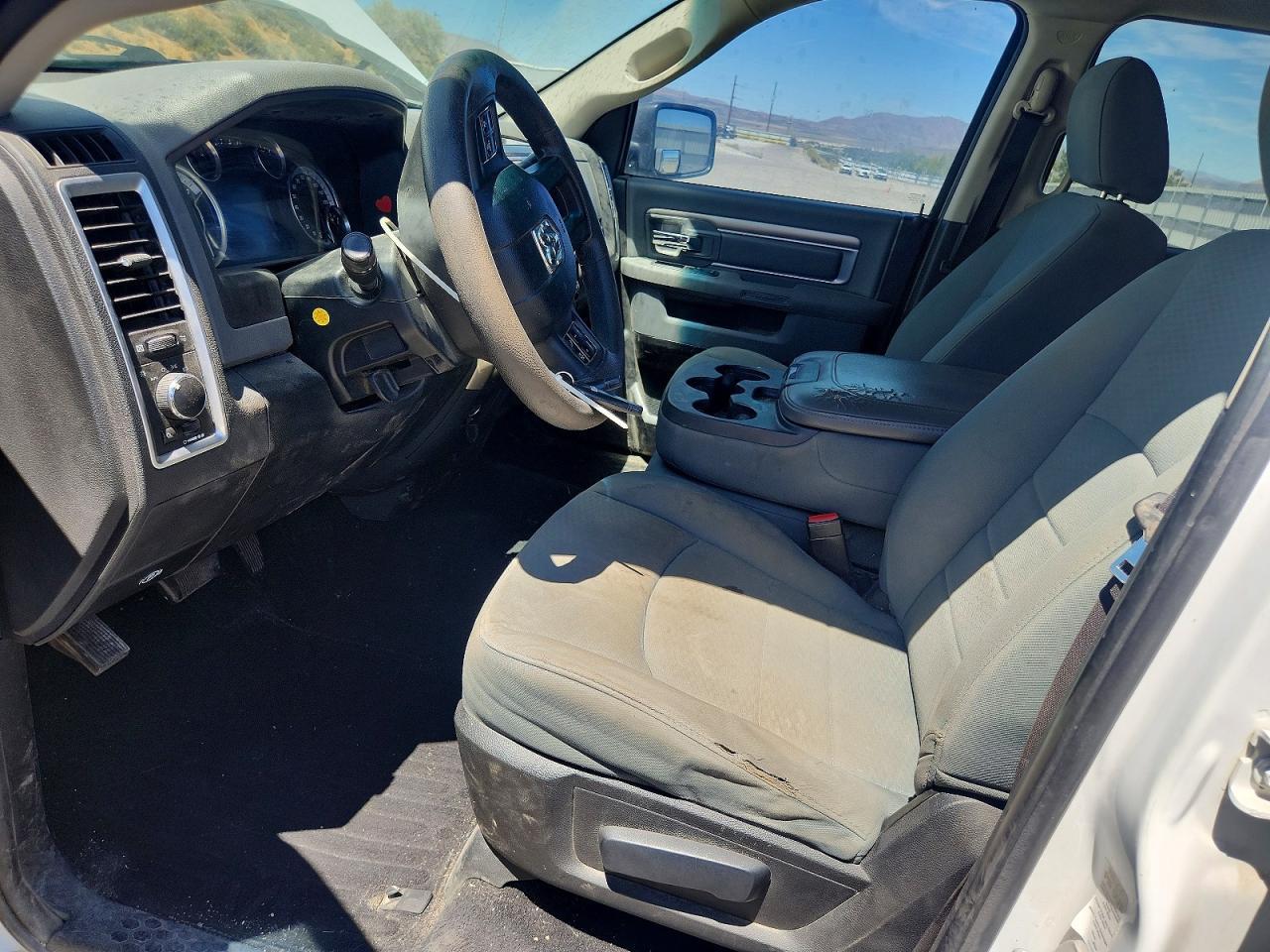 2013 Dodge RAM 1500 SLT