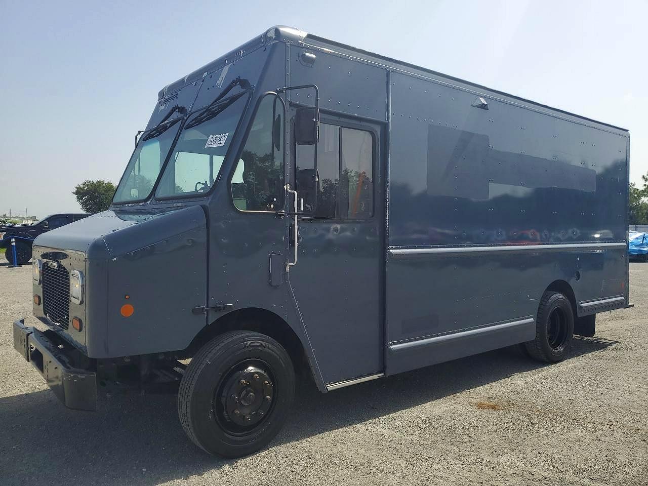 2020 Freightliner Chassis M Line WALK-IN Van