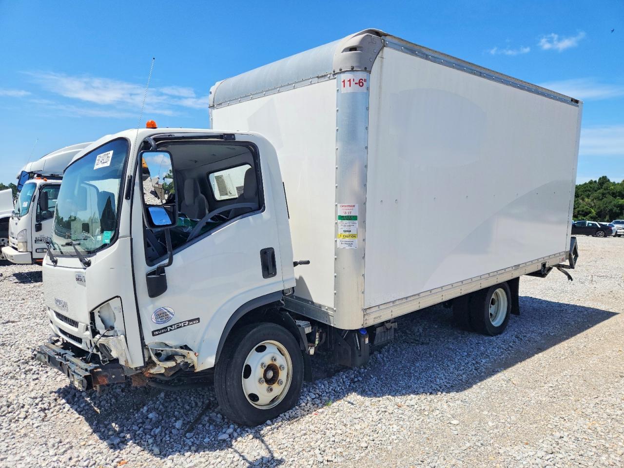 2022 Isuzu NPR XD