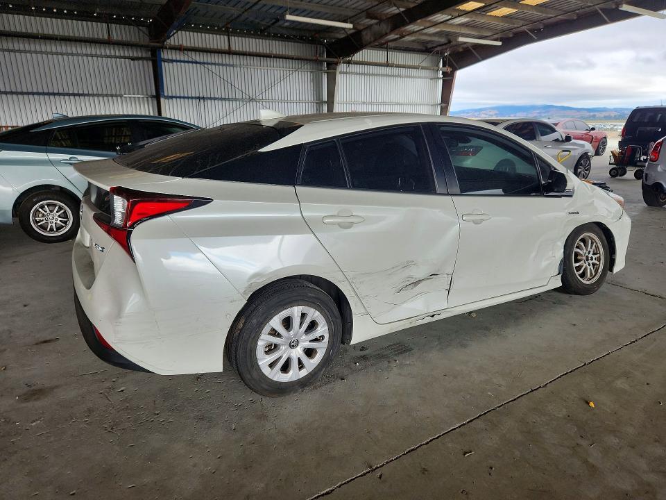 2019 Toyota Prius le