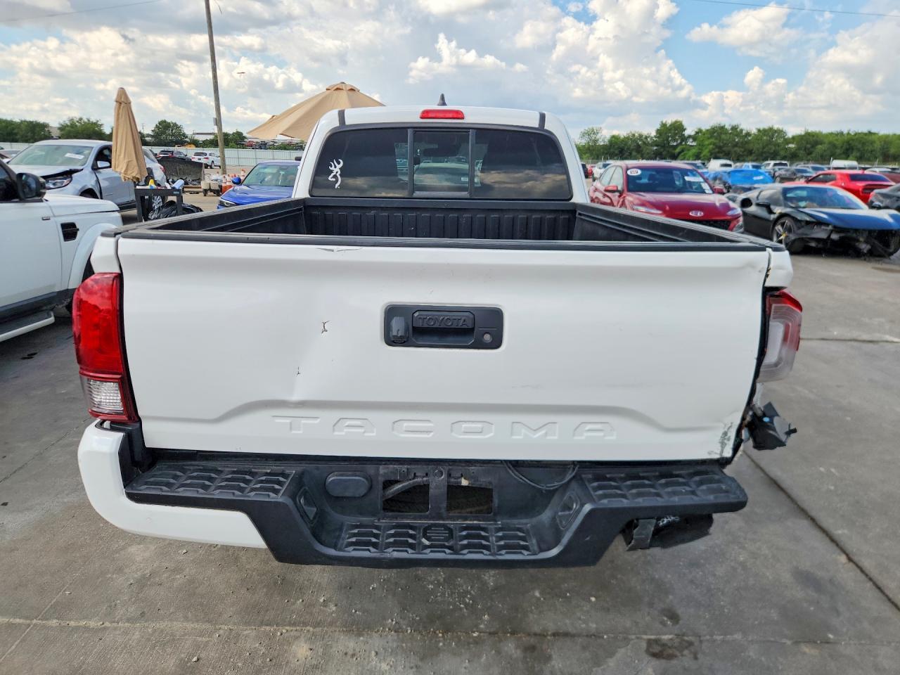 2022 Toyota Tacoma SR