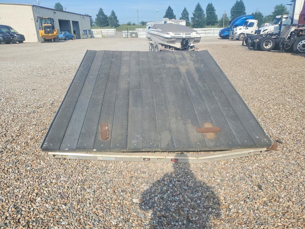 2001 Eagle Trailer
