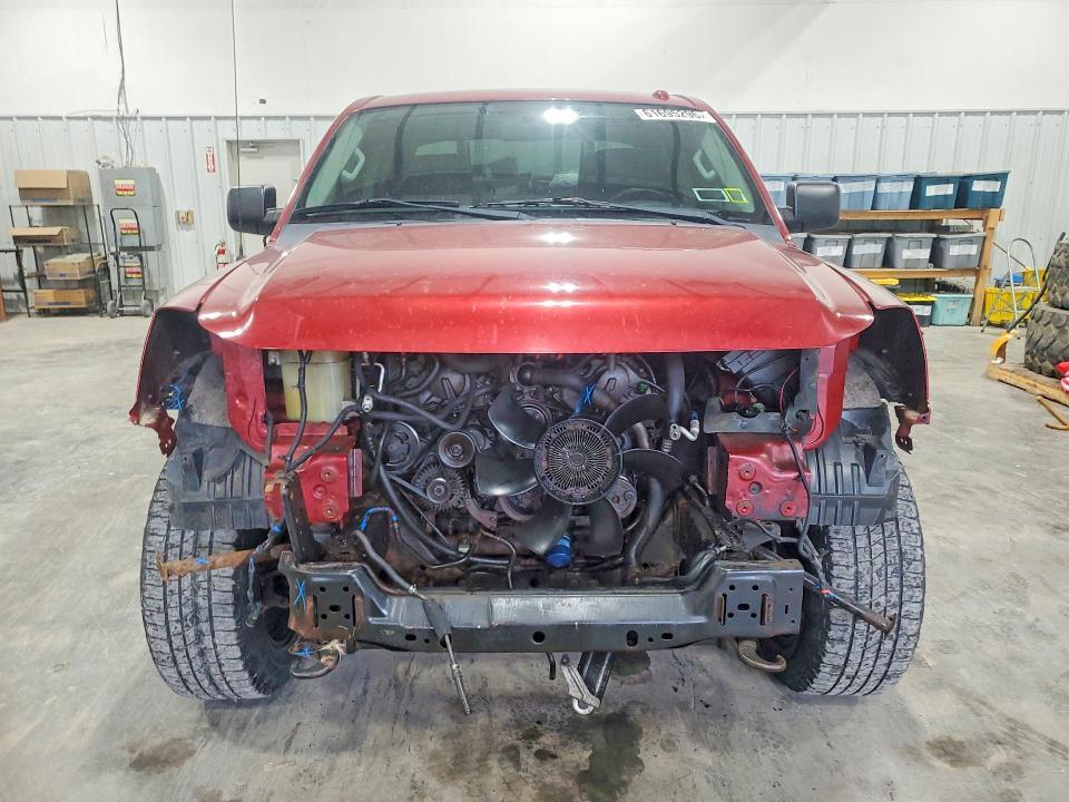 2015 Nissan Titan SV