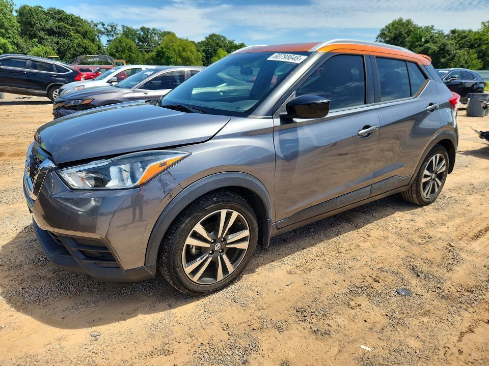 2018 Nissan Kicks sv