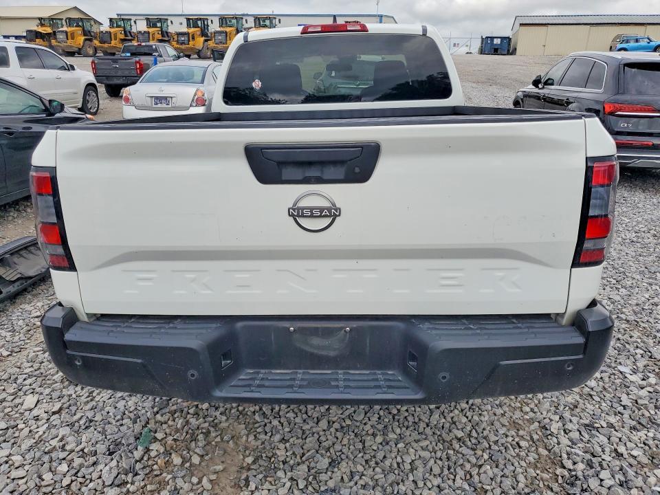 2024 Nissan Frontier s