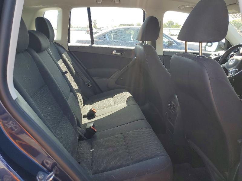 2015 Volkswagen Tiguan s