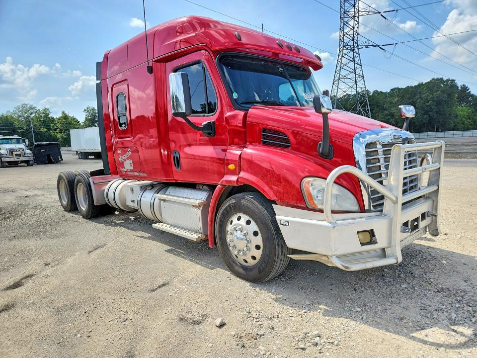 2015 Freightliner Cascadia 113