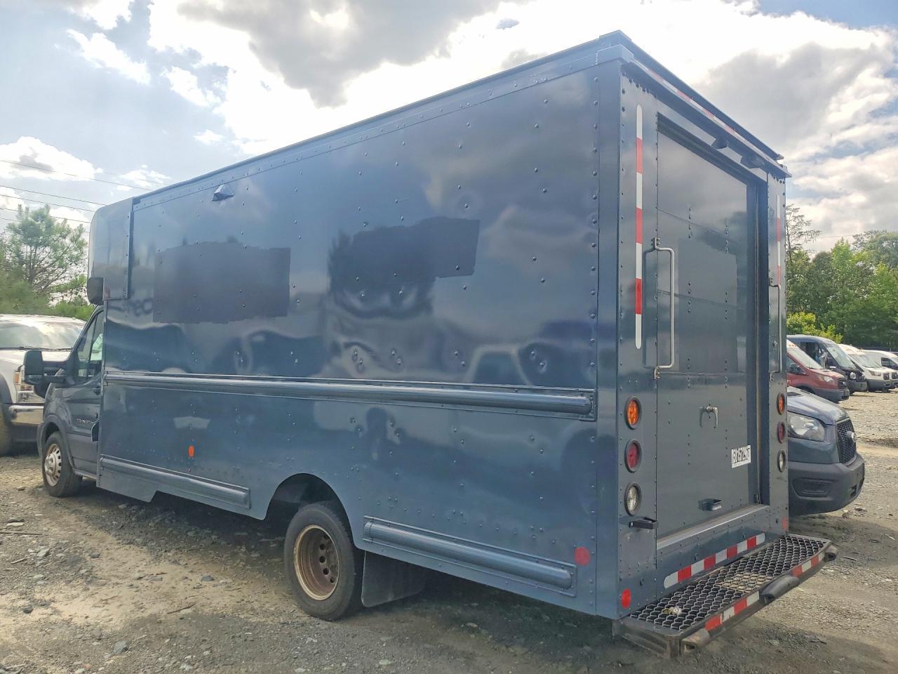2021 Ford Transit Delivery Truck