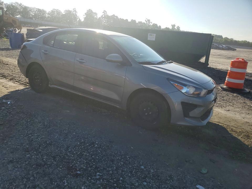 2021 KIA Rio s
