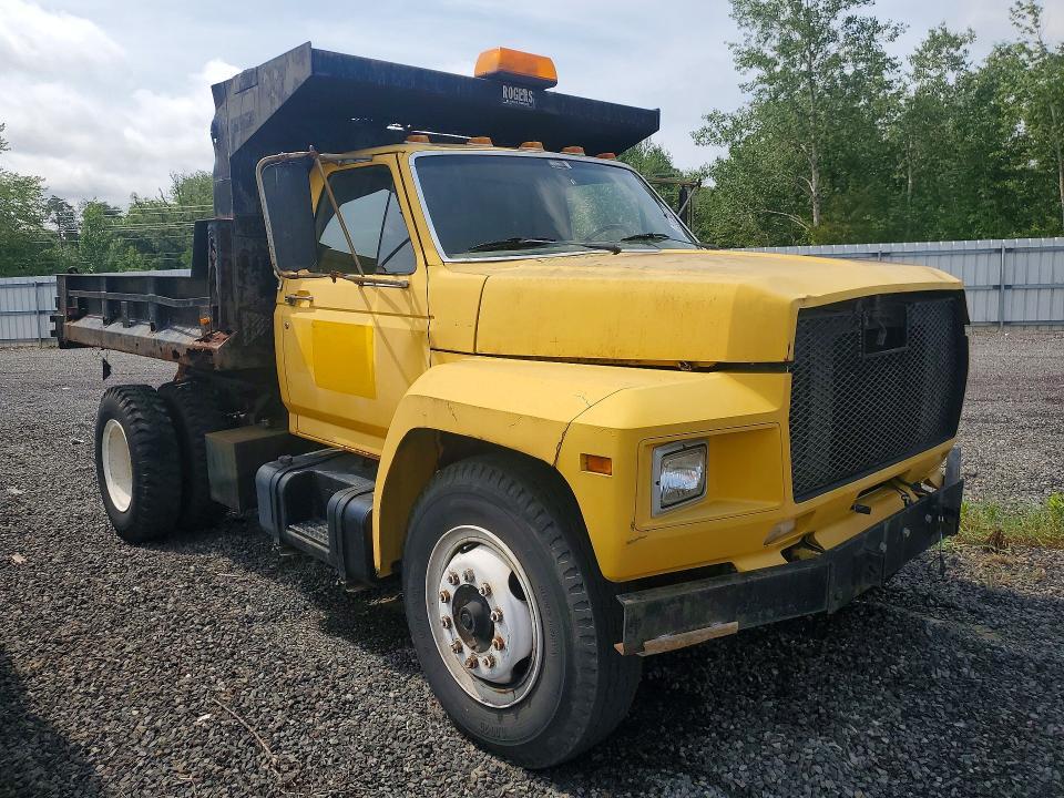 1985 Ford F800 Dump Truck