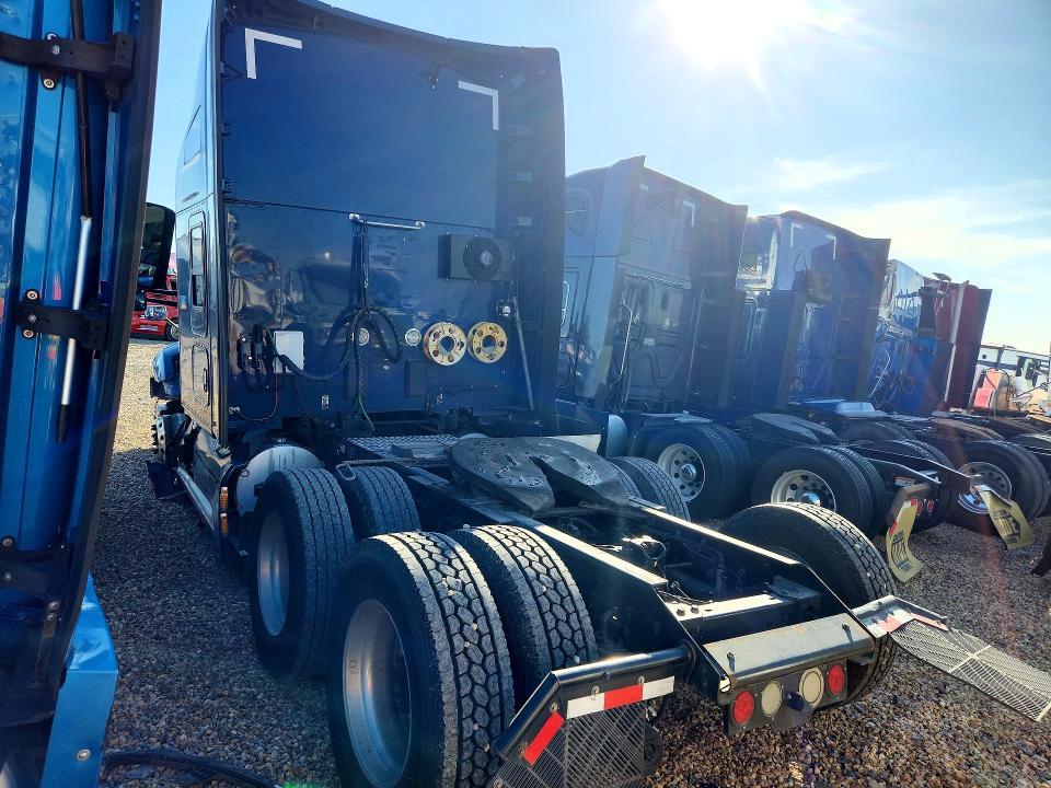2020 Kenworth T680 Semi Truck