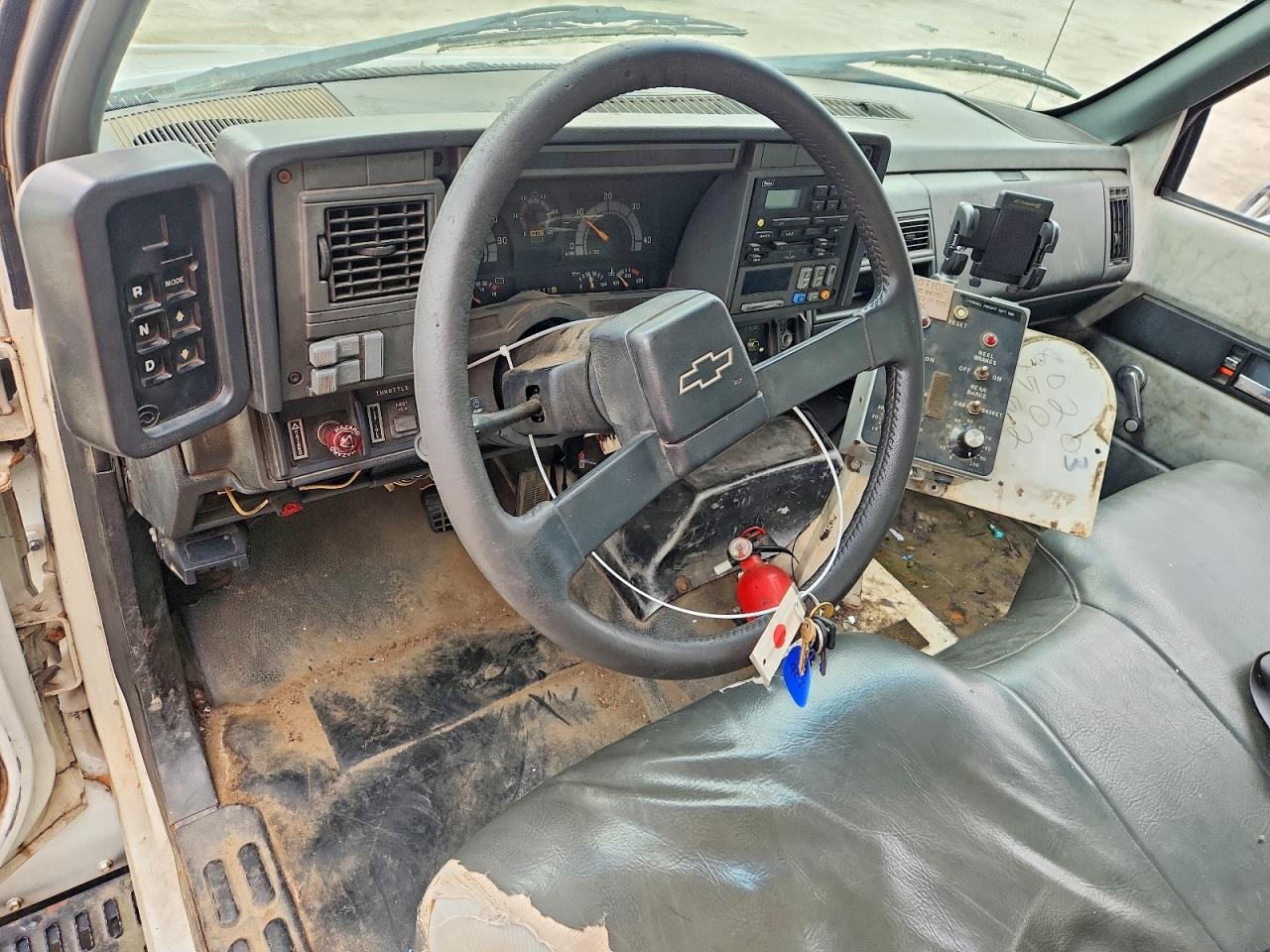 2000 Chevrolet C7 Cable Placer Bucket Truck
