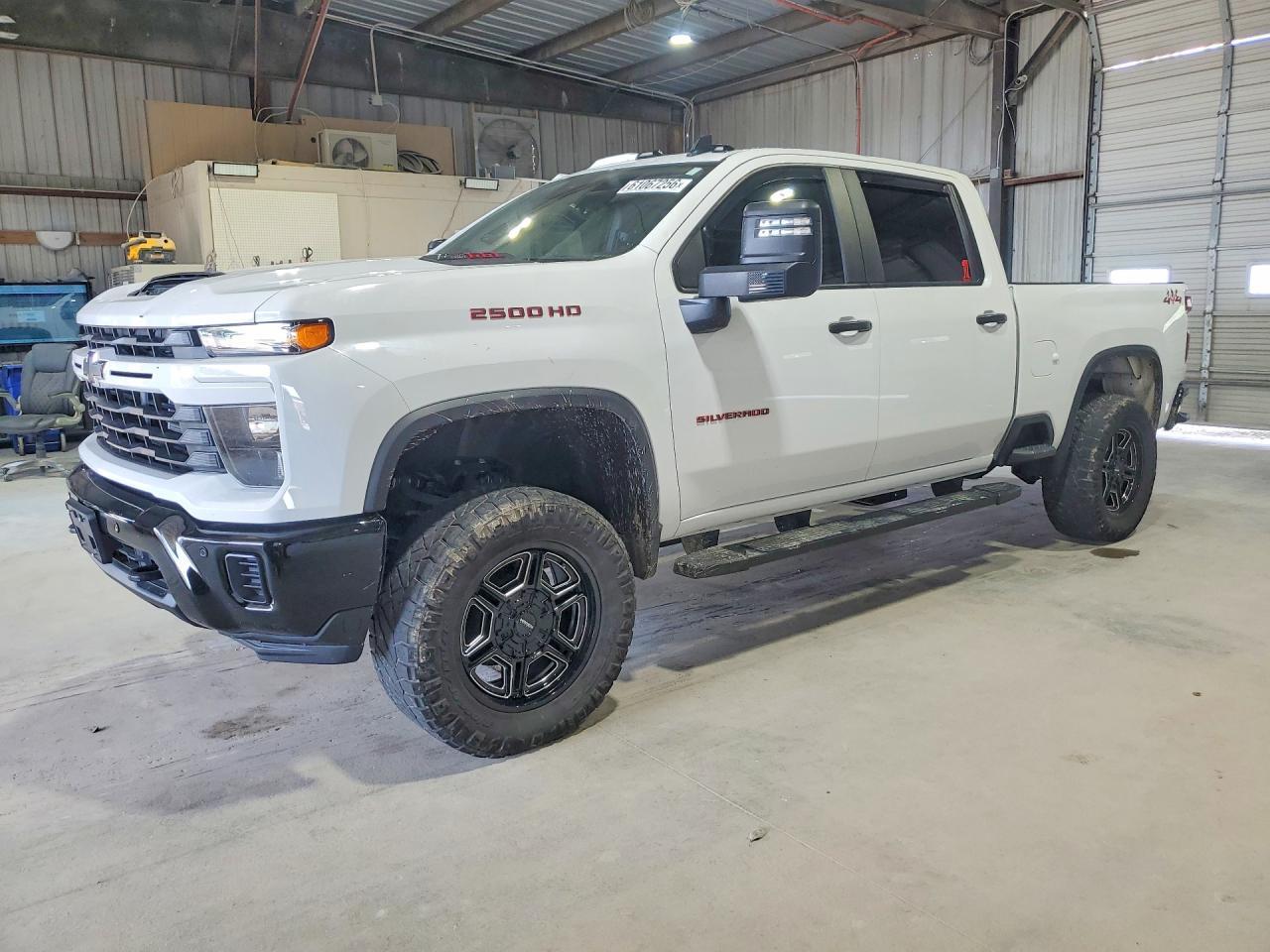 2025 Chevrolet Silverado K2500 Custom