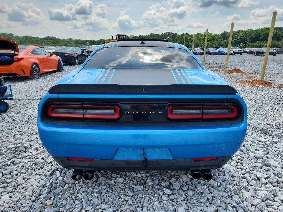 2015 Dodge Challenger sxt