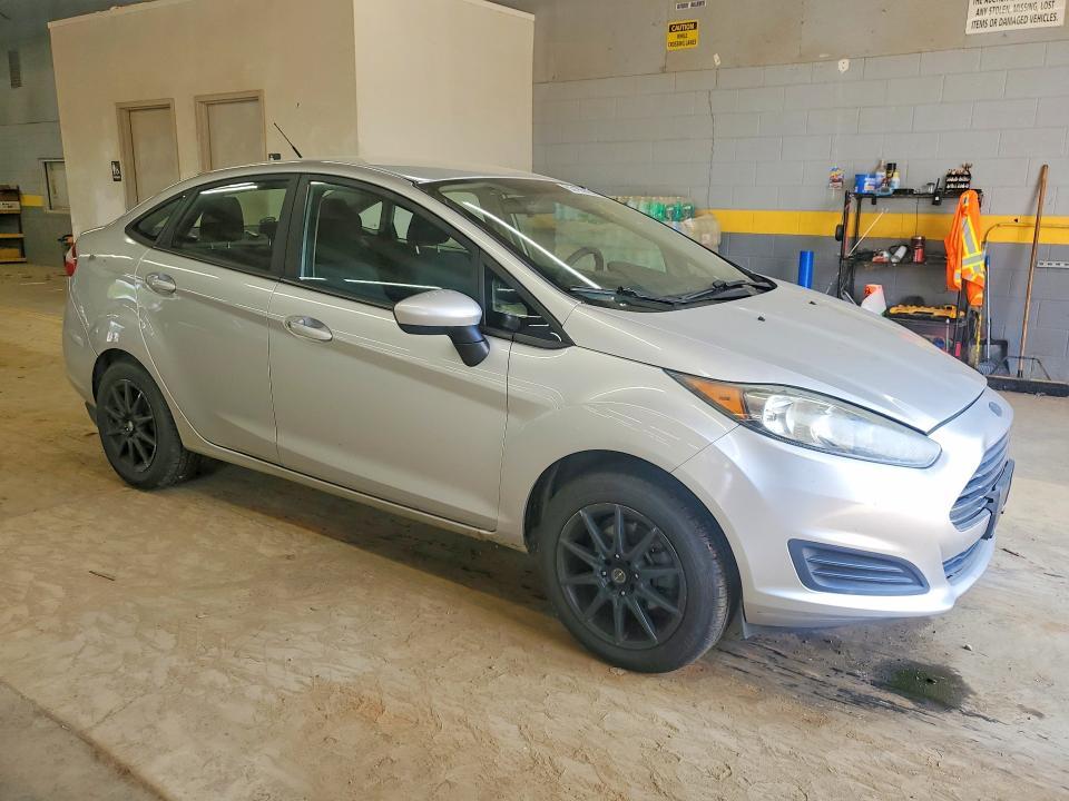 2015 Ford Fiesta s