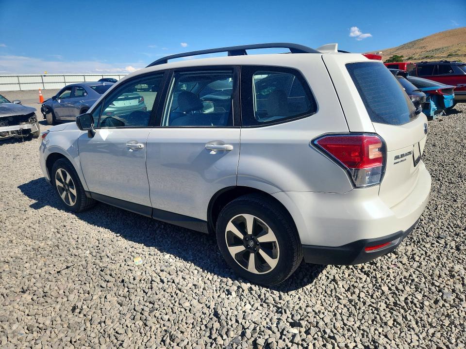 2017 Subaru Forester 2.5i