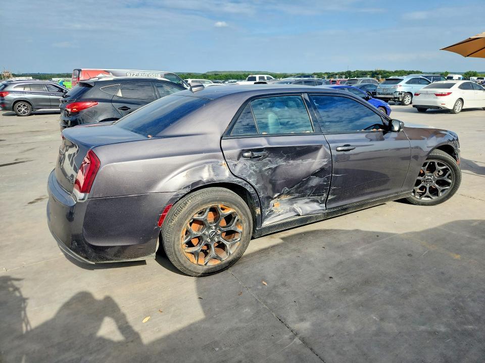 2015 Chrysler 300 s