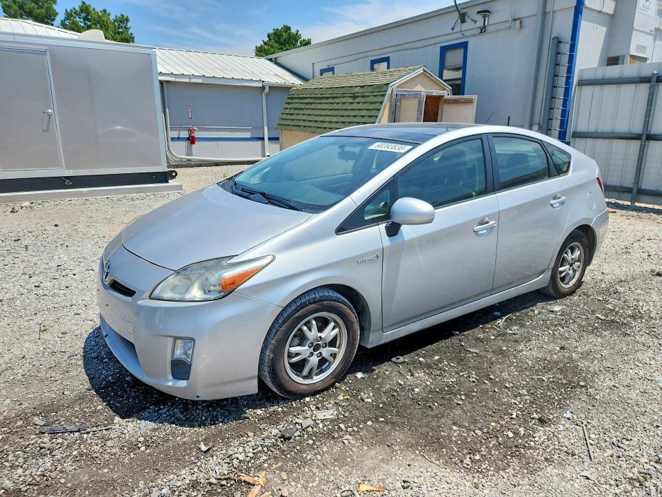 2010 Toyota Prius iii