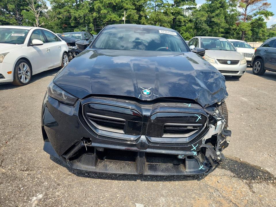 2025 BMW M5