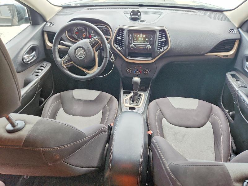 2015 Jeep Cherokee Sport