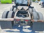 2005 Volvo VN VNL
