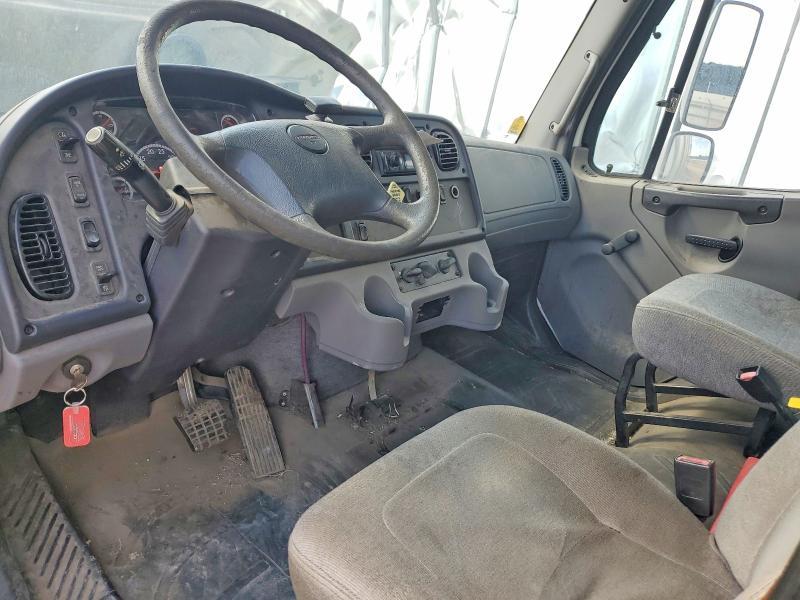 2010 Freightliner M2 106 MED