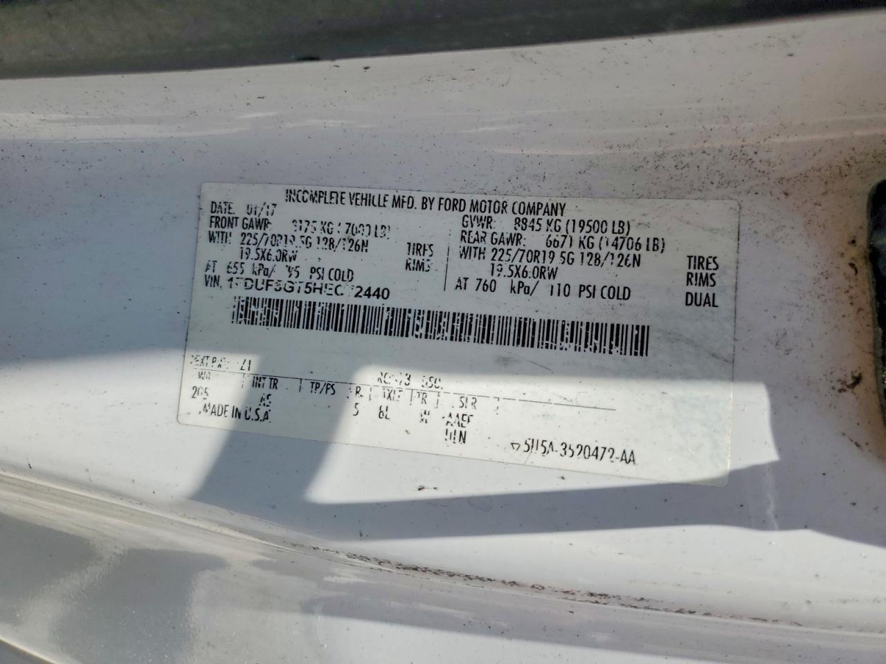 2017 Ford F550 Super Duty BOX Truck