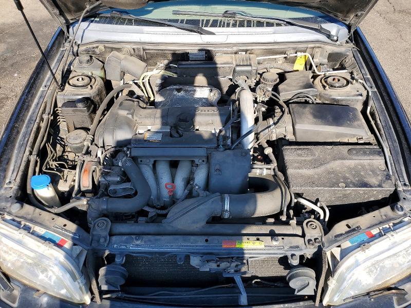 2004 Volvo S40 1.9t
