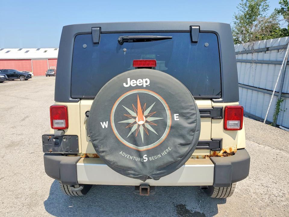 2012 Jeep Wrangler Unlimited Sahara