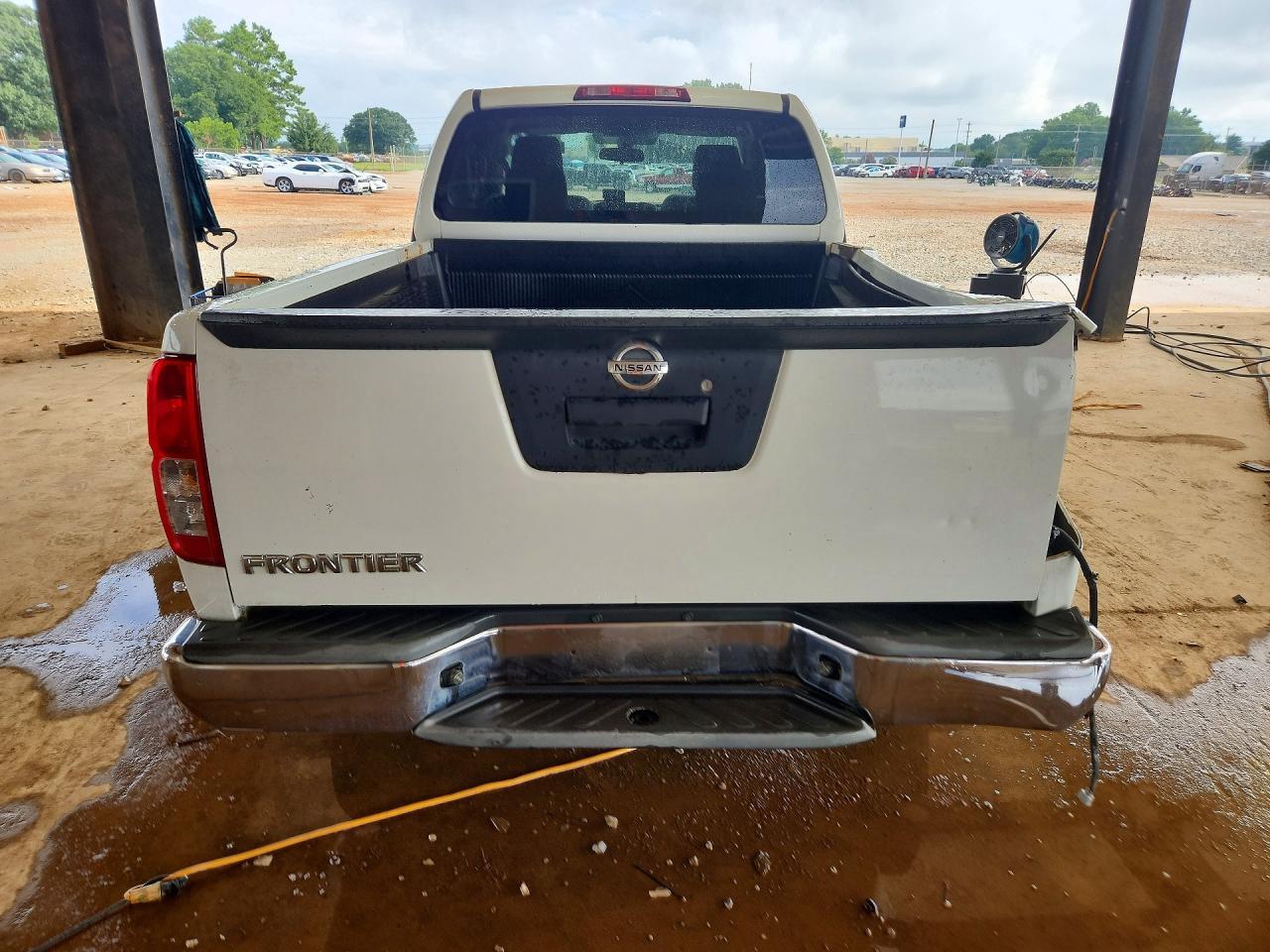 2014 Nissan Frontier S