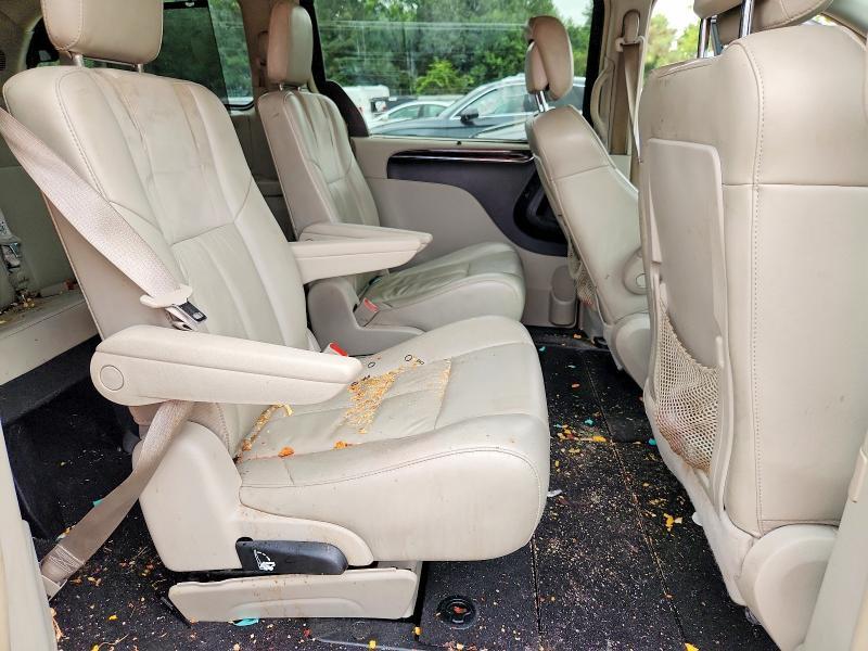 2012 Chrysler Town & Country Limited
