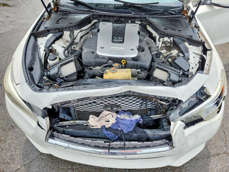 2014 Infiniti Q50 Premium
