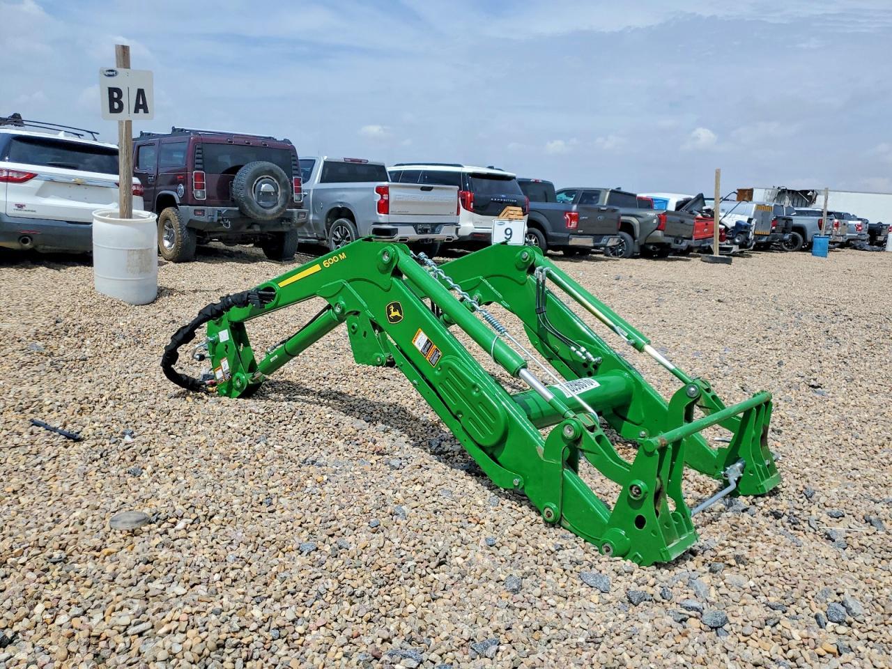 2025 John Deere 600M Loader