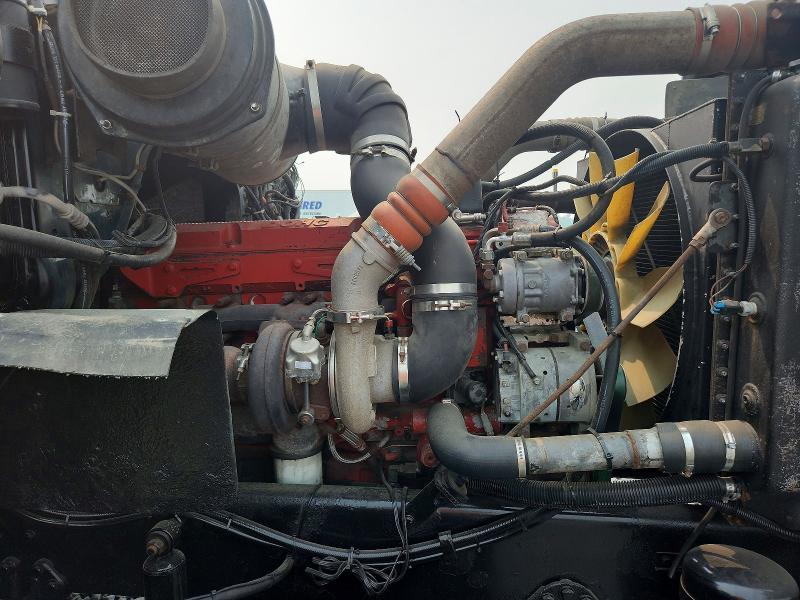 2004 HME VT-100 Semi Truck