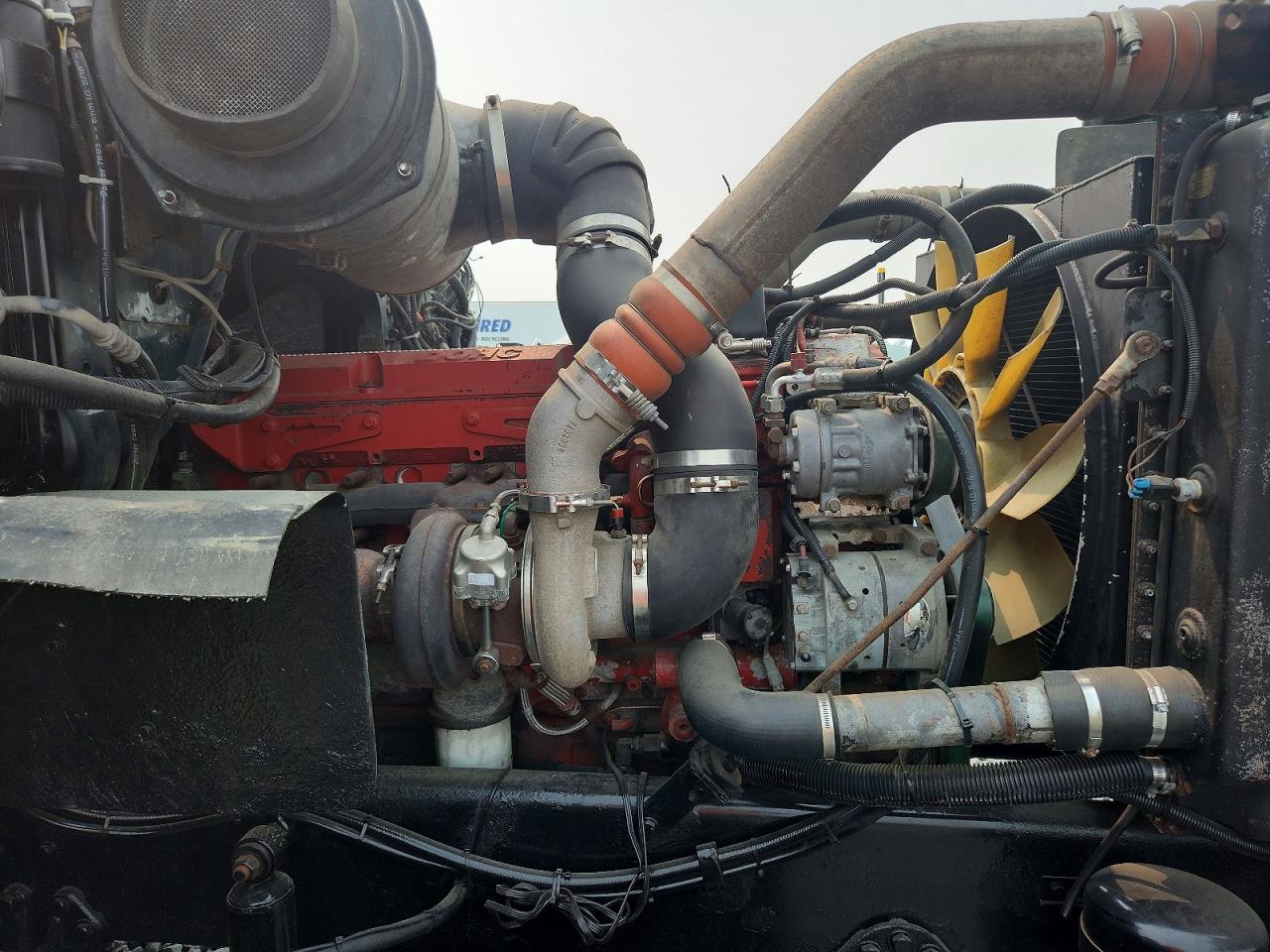 2004 HME VT-100 Semi Truck