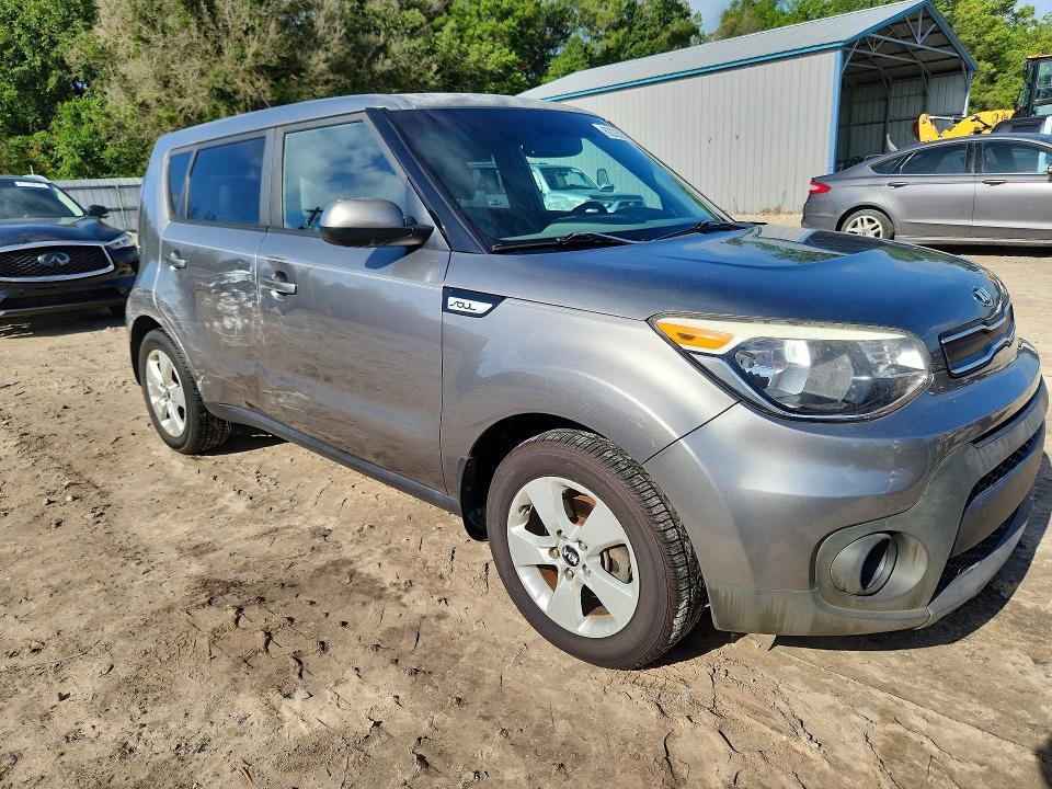 2017 KIA Soul Base