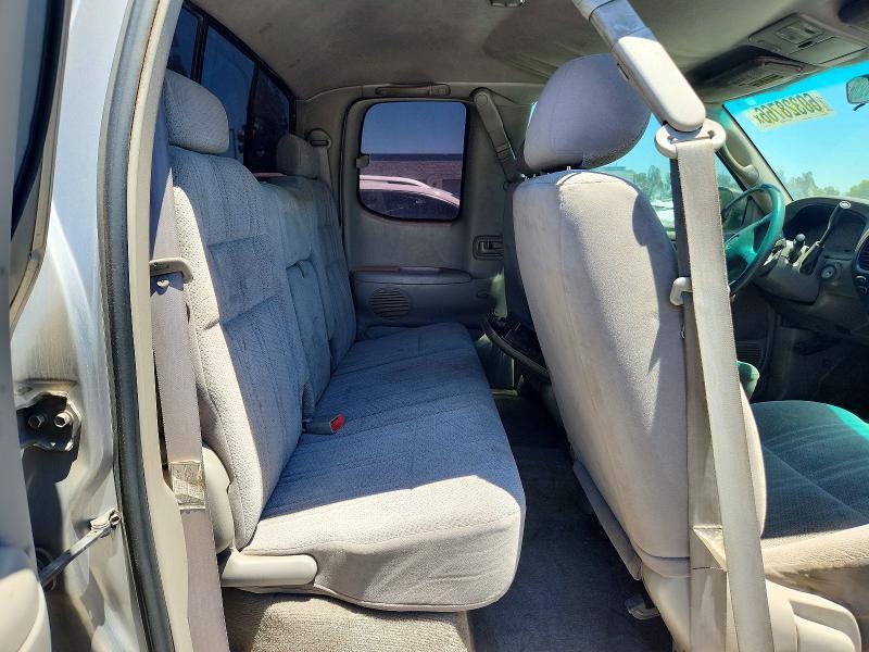 2002 Toyota Tundra SR5 V8