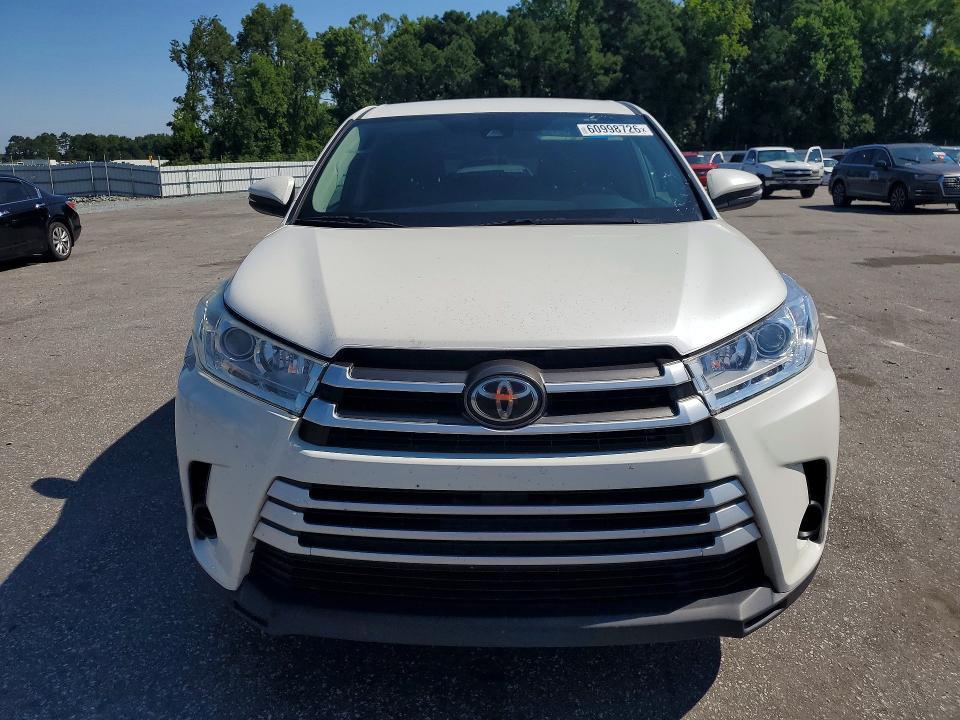 2019 Toyota Highlander le