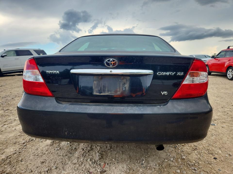 2004 Toyota Camry xle V6