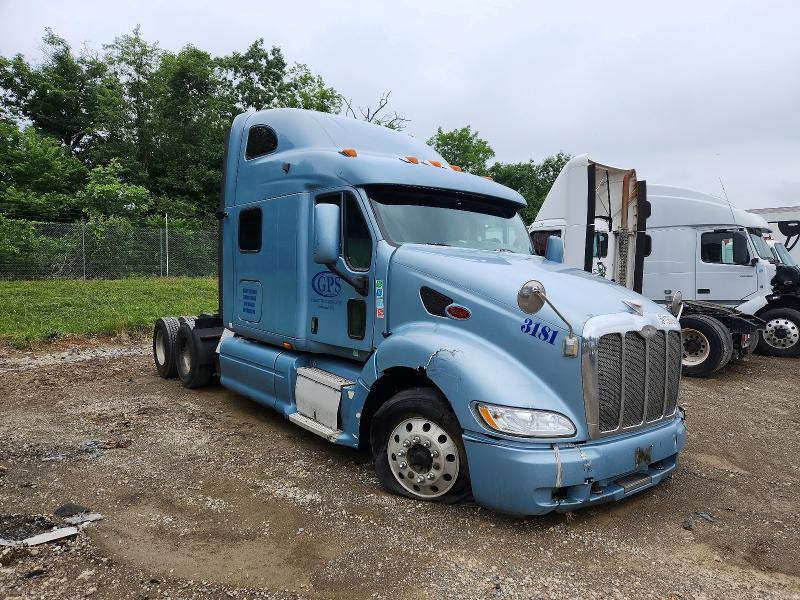 2007 Peterbilt 387 Semi Truck