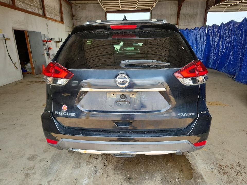 2018 Nissan Rogue sv