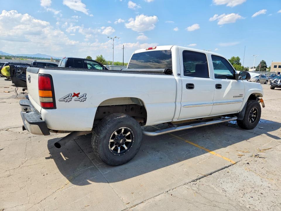 2004 GMC Sierra K2500 Heavy Duty