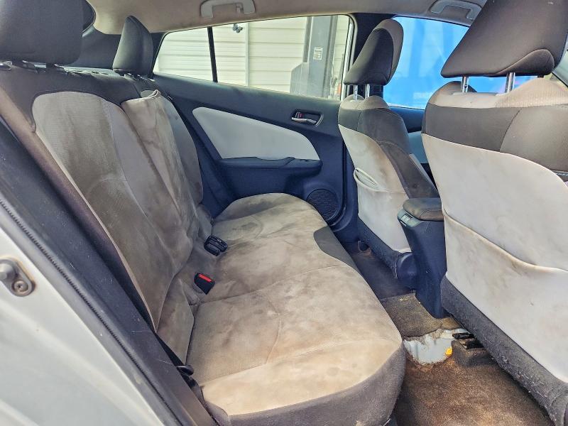 2019 Toyota Prius le