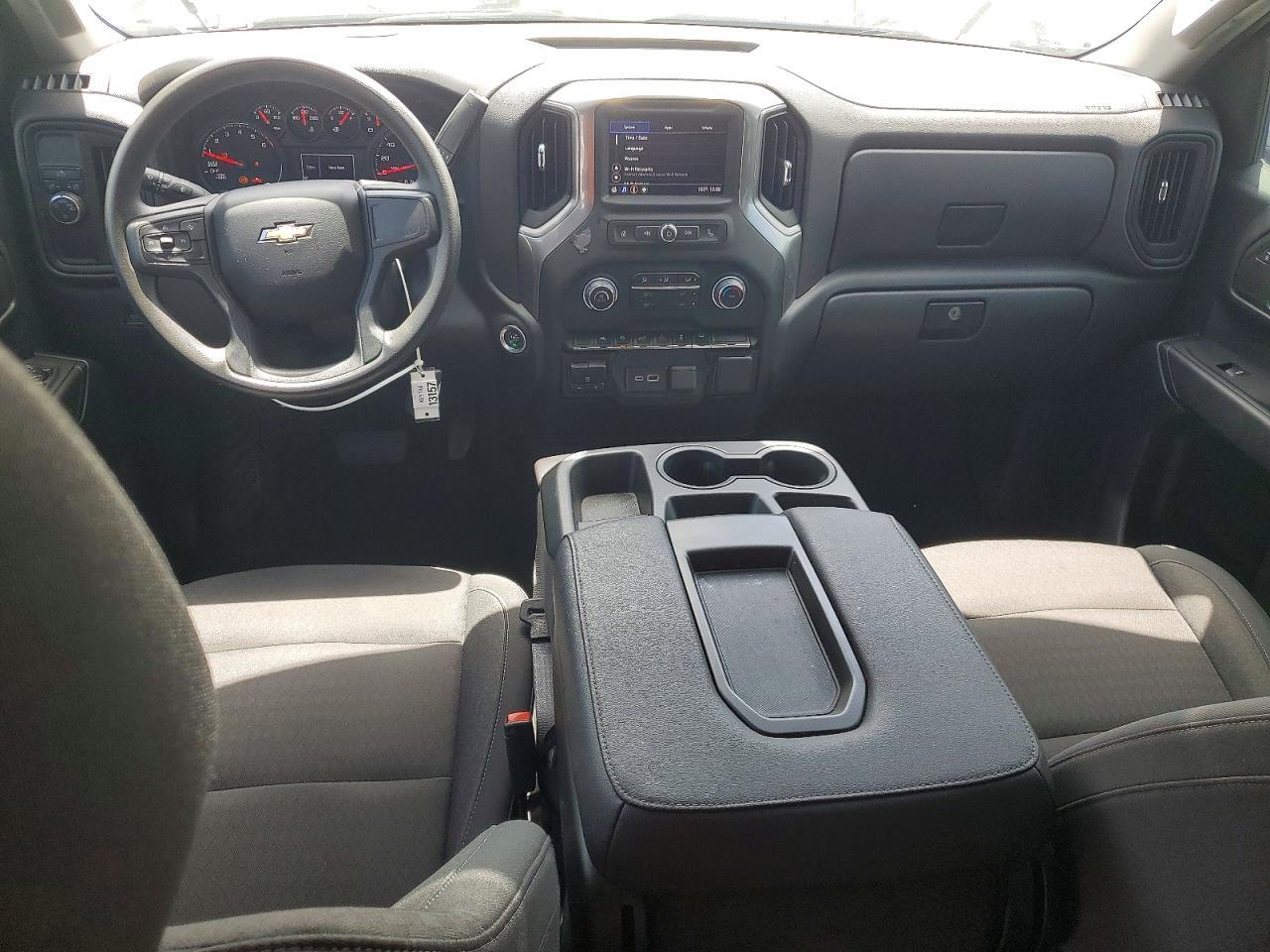 2024 Chevrolet Silverado C1500 Custom