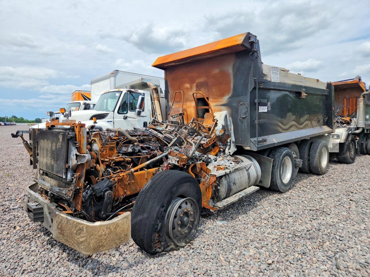 2019 International HX620 Dump Truck
