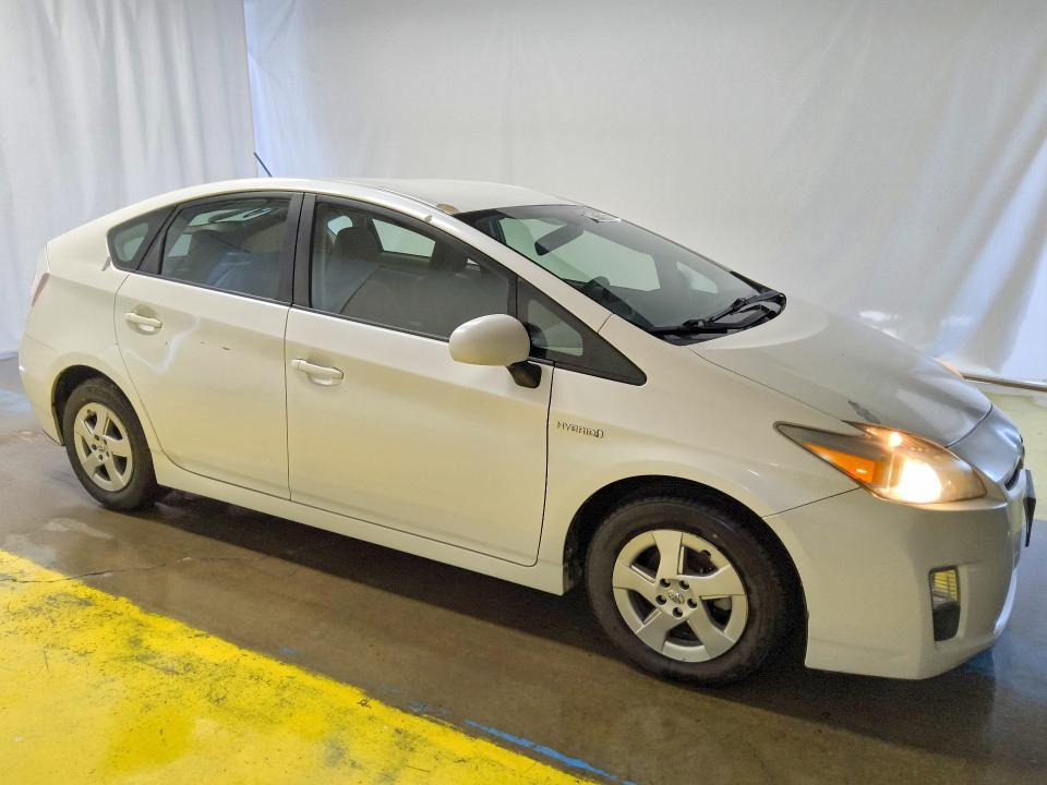 2010 Toyota Prius ii