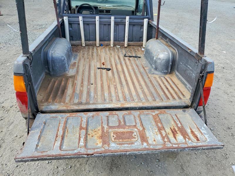 1992 Nissan Truck Short Wheelbase